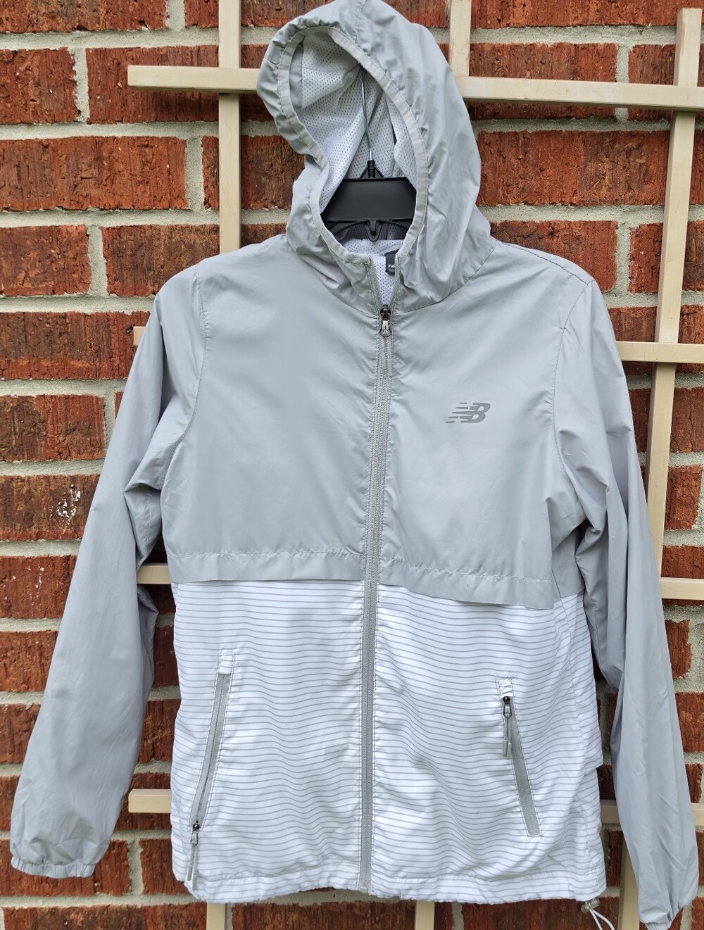 New Balance | Grey and White Windbreaker Hooded Jacket Size S